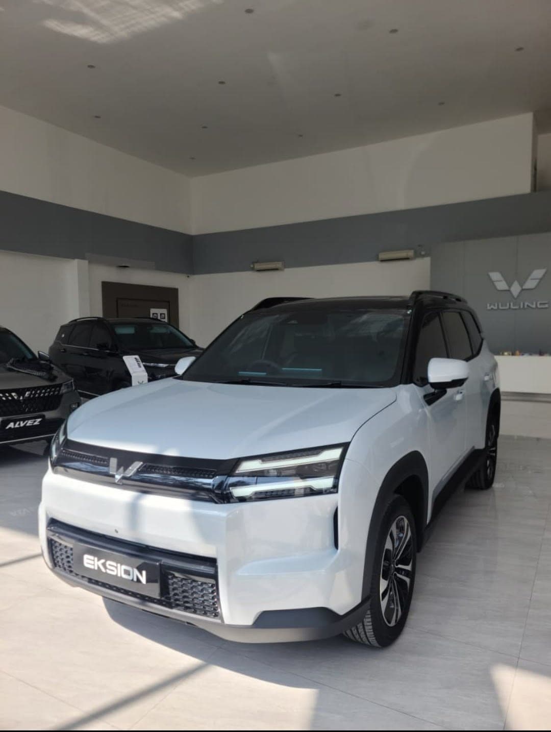 WULING EKSION EV